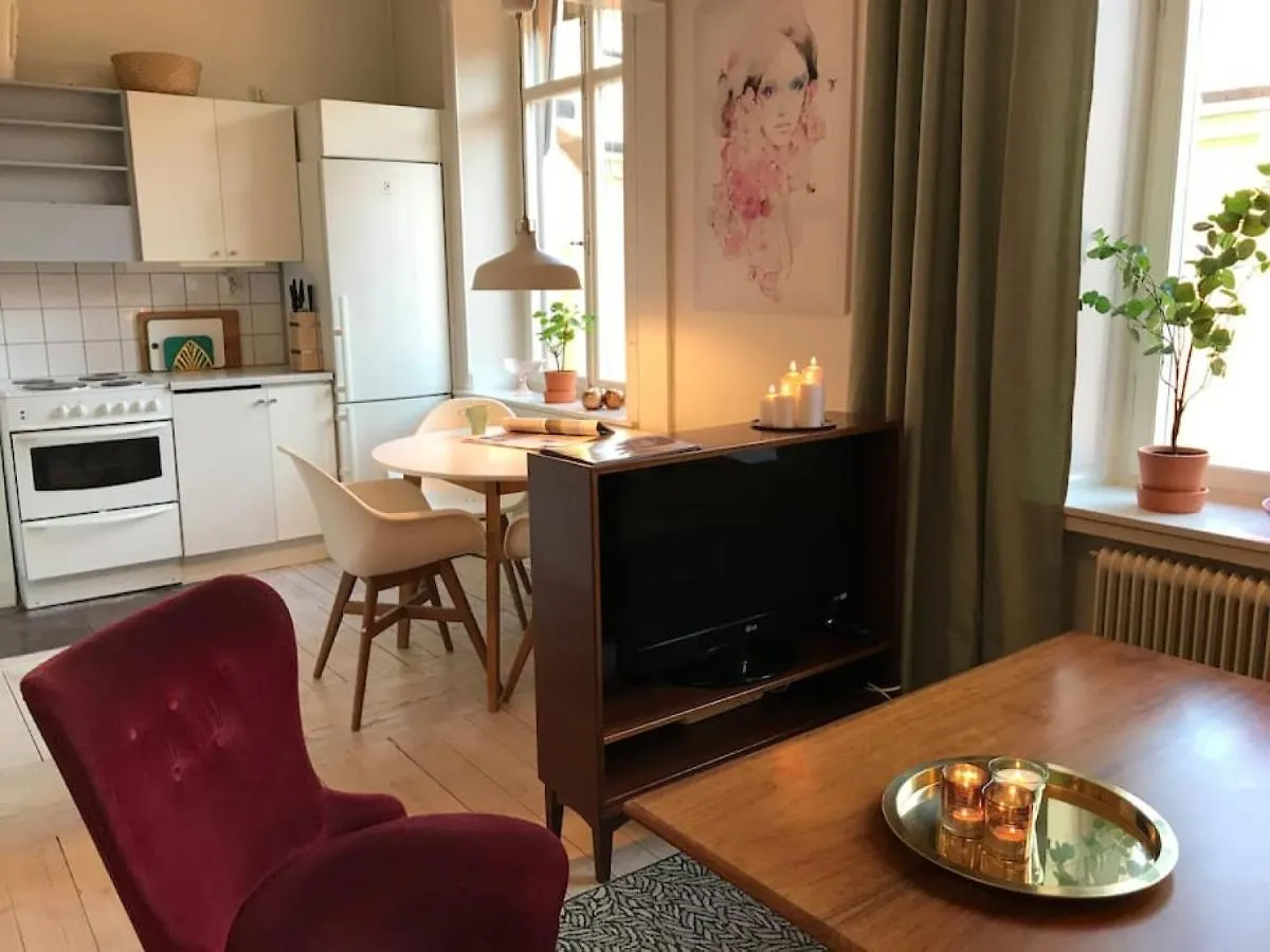 Bohemian And Light One Room Apartment In Sofo 31Sqm Stockholm
