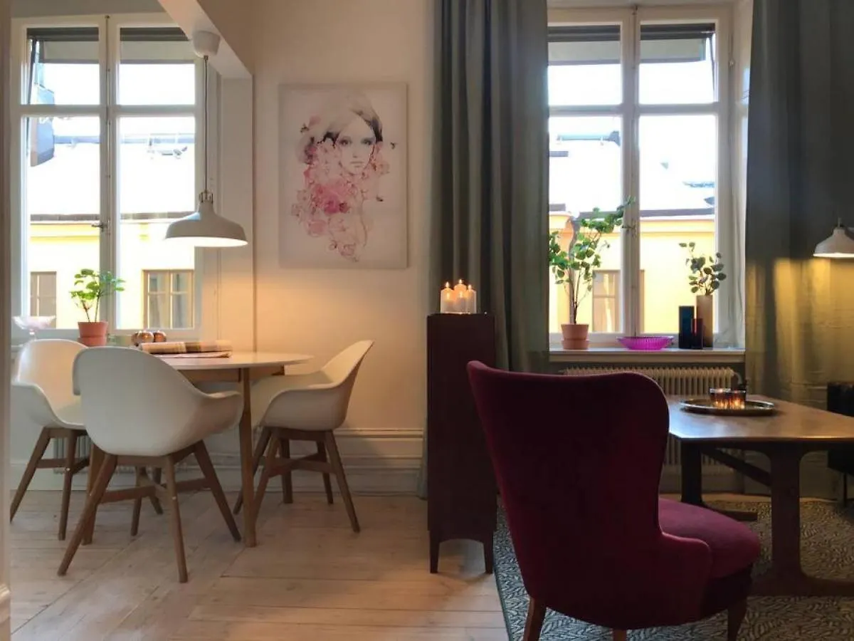 Bohemian And Light One Room Apartment In Sofo 31Sqm Stockholm Sweden